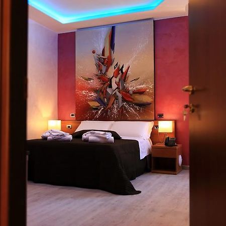 רומא Mirko Luxury Inn מראה חיצוני תמונה